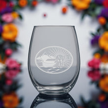 Load image into Gallery viewer, 15oz Stemless Wine Glass - Noahs Ark
