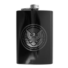 Load image into Gallery viewer, 8oz Presidential Seal Black Flask