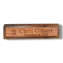 Load image into Gallery viewer, Desk Wedge Name Plate - PERSONALIZED - Giraffe - 11 Inches