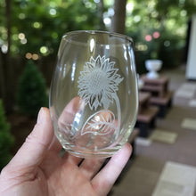 Load image into Gallery viewer, 15oz Stemless Wine Glass - Sunflower