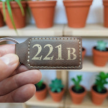 Load image into Gallery viewer, Keychain - Rectangle - 221b - Leather