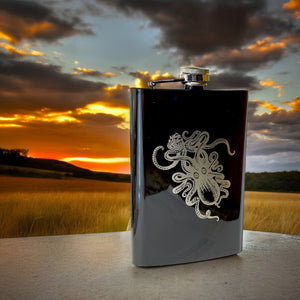 8oz BLACK Kraken Flask