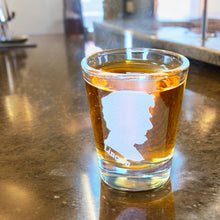 Load image into Gallery viewer, 2oz Abe Lincoln Shot Glass