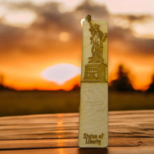 Load image into Gallery viewer, Bookmark - Statue Of Liberty - Birch wood