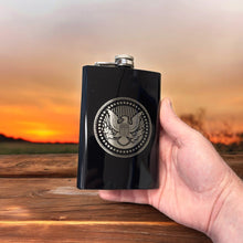 Load image into Gallery viewer, 8oz Presidential Seal Black Flask