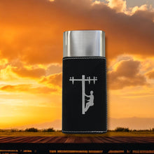 Load image into Gallery viewer, Cigar Case with Cutter - Lineman Leather