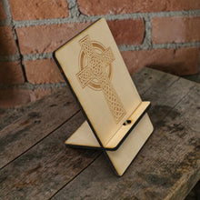 Load image into Gallery viewer, Easel - Cell phone and Pad - Celtic Cross