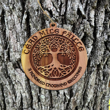 Load image into Gallery viewer, Céad Míle Fáilte - A Hundred Thousand Welcomes - Cedar Ornament