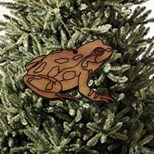 Load image into Gallery viewer, Frog - Cedar Ornament