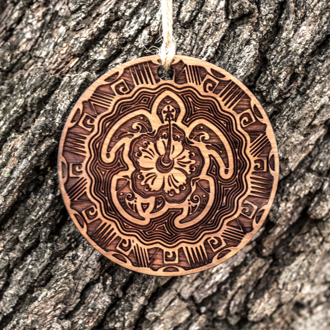 Hawaiian Turtle - Raw Cedar Ornament 3x3in