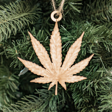 Ornament - Pot Leaf - Raw Wood 3x4in