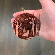 Load image into Gallery viewer, Te Amo Winter Wolf - Cedar Ornament